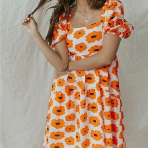 Puff sleeve dress, bold poppy flower print - size M
